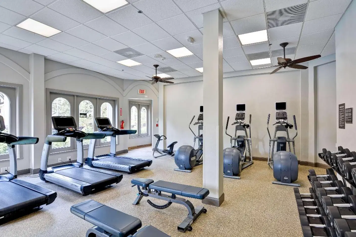 Embassy Suites by Hilton Miami International Airport SPORTS_AND_LEISURE