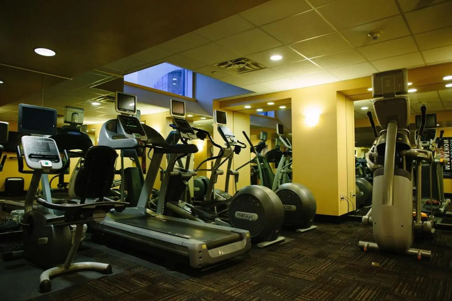 The Lenox Hotel Boston SPORTS_AND_LEISURE