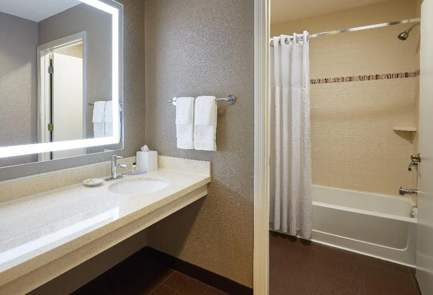 Staybridge Suites Orlando Airport South Badezimmer