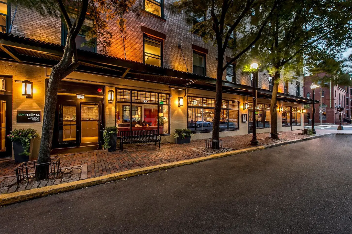 Staypineapple, A Delightful Hotel, South End EXTERIOR