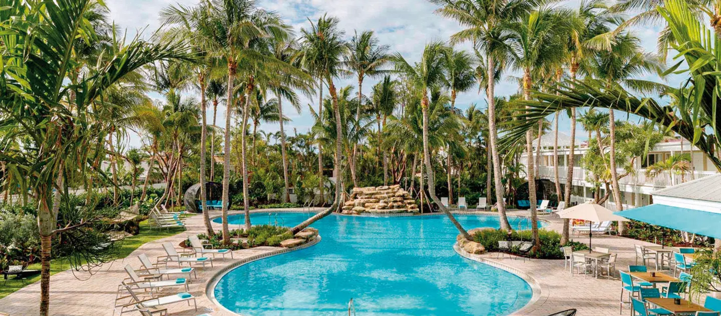Havana Cabana OUTDOOR_POOL