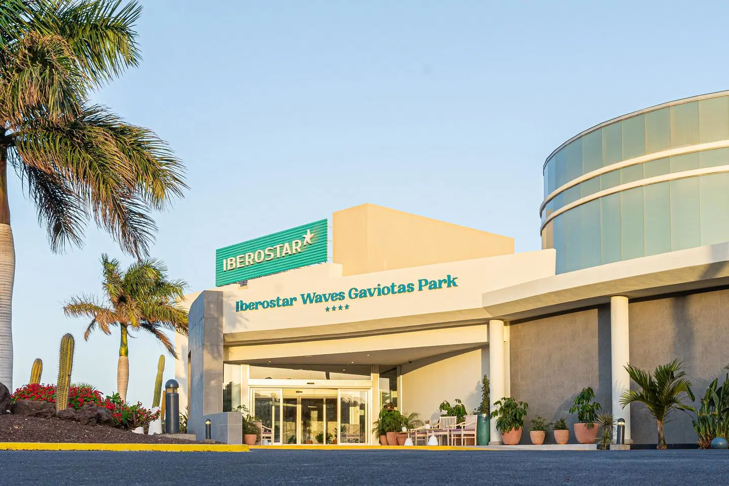 Iberostar Waves Gaviotas Park EXTERIOR