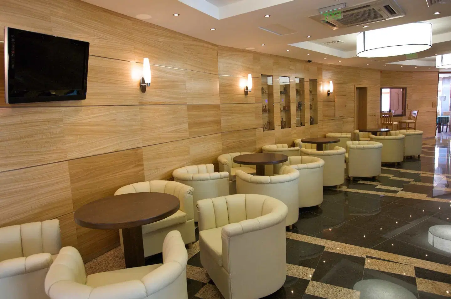 Sea Breeze Bar