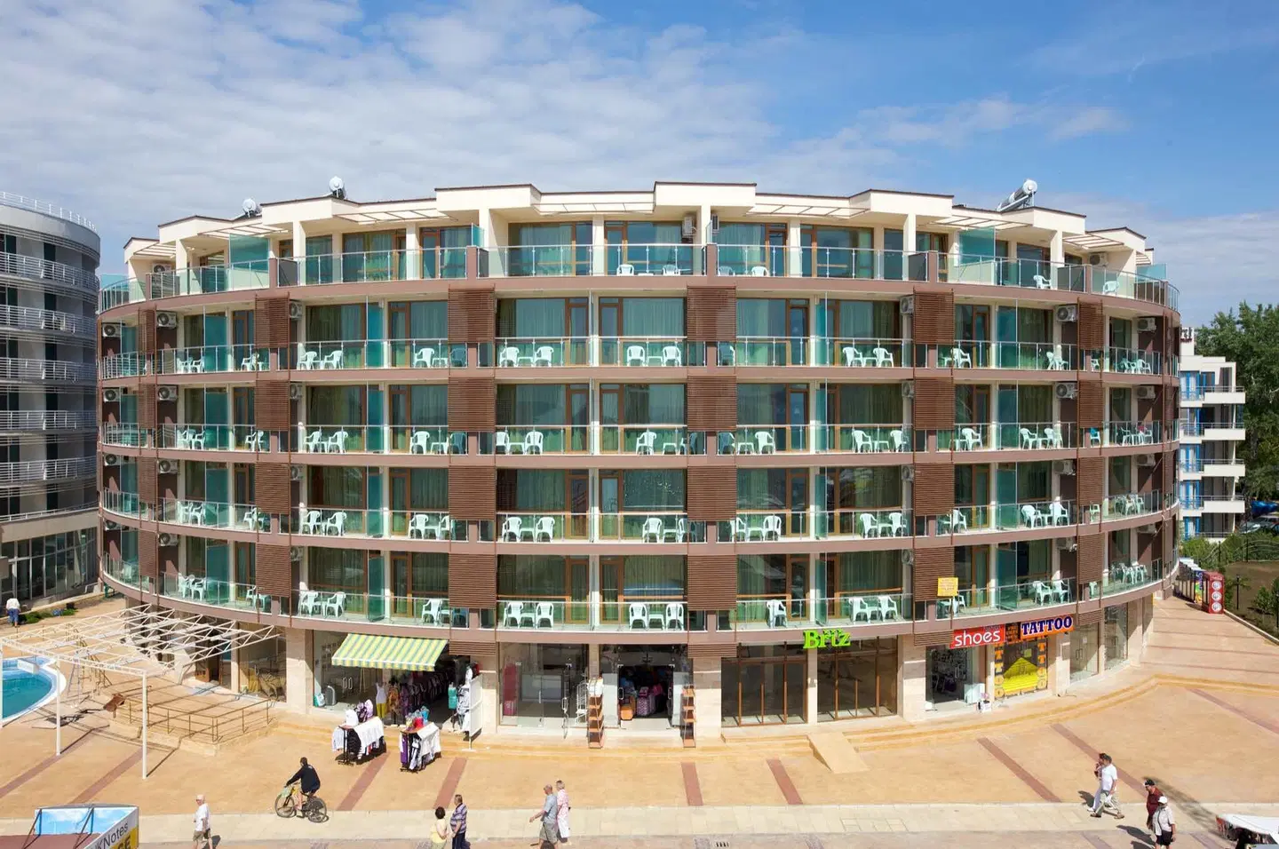 Sea Breeze EXTERIOR
