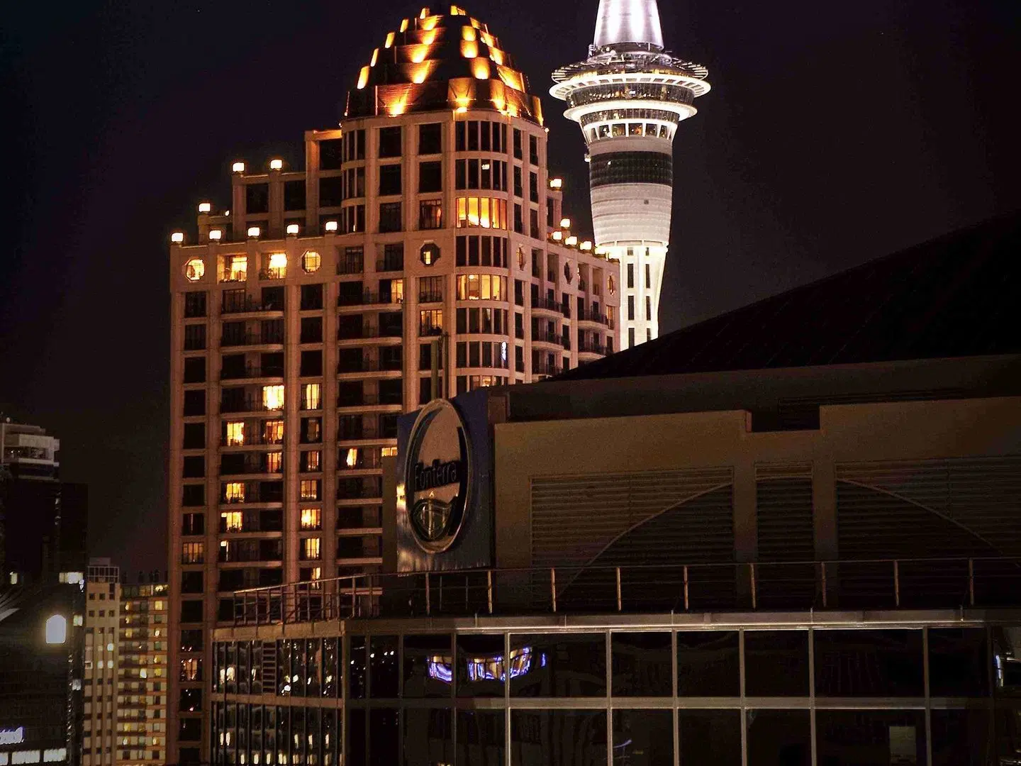 ibis Auckland Ellerslie EXTERIOR