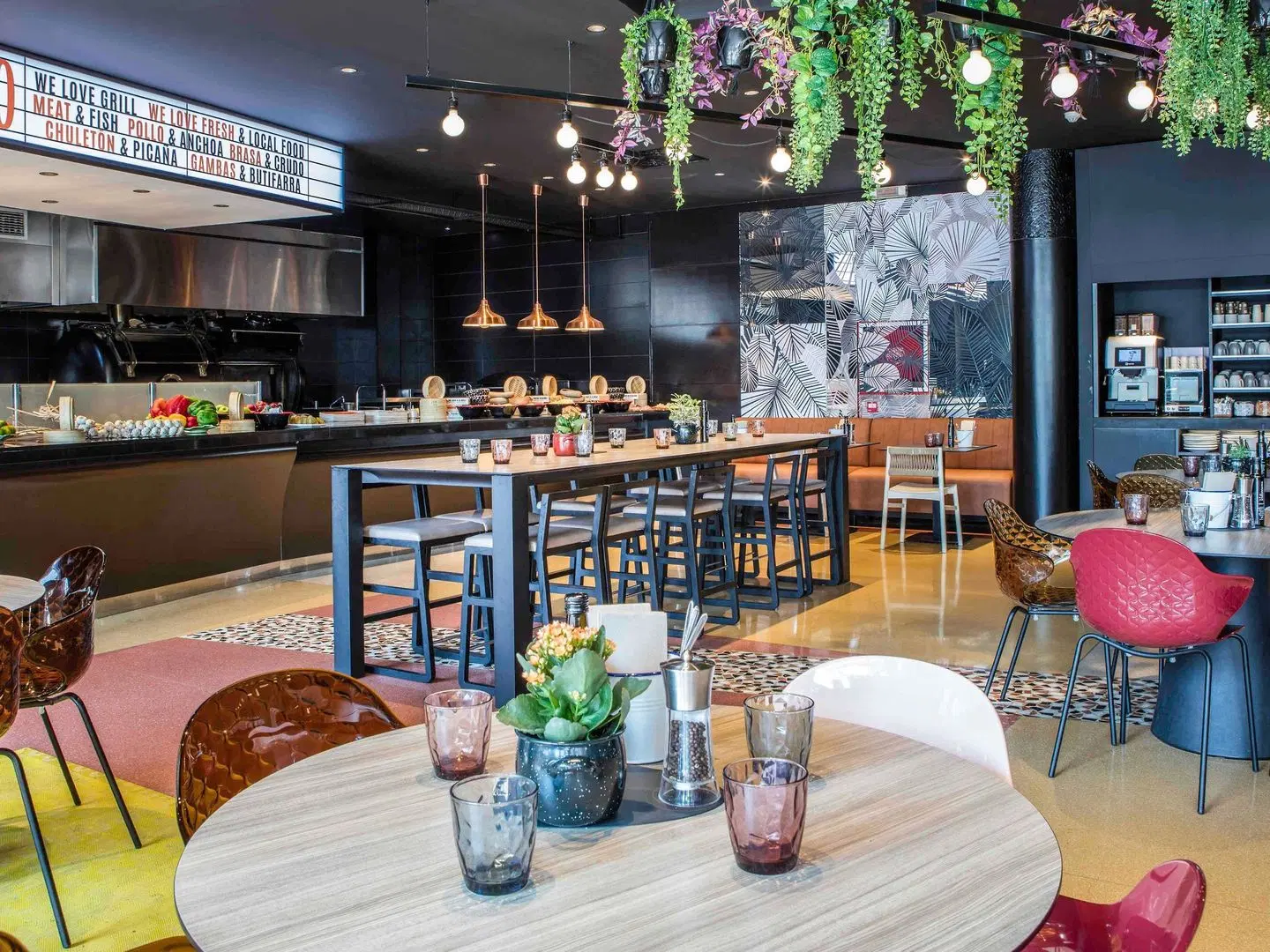 Novotel Barcelona Cornella Hotel Bar