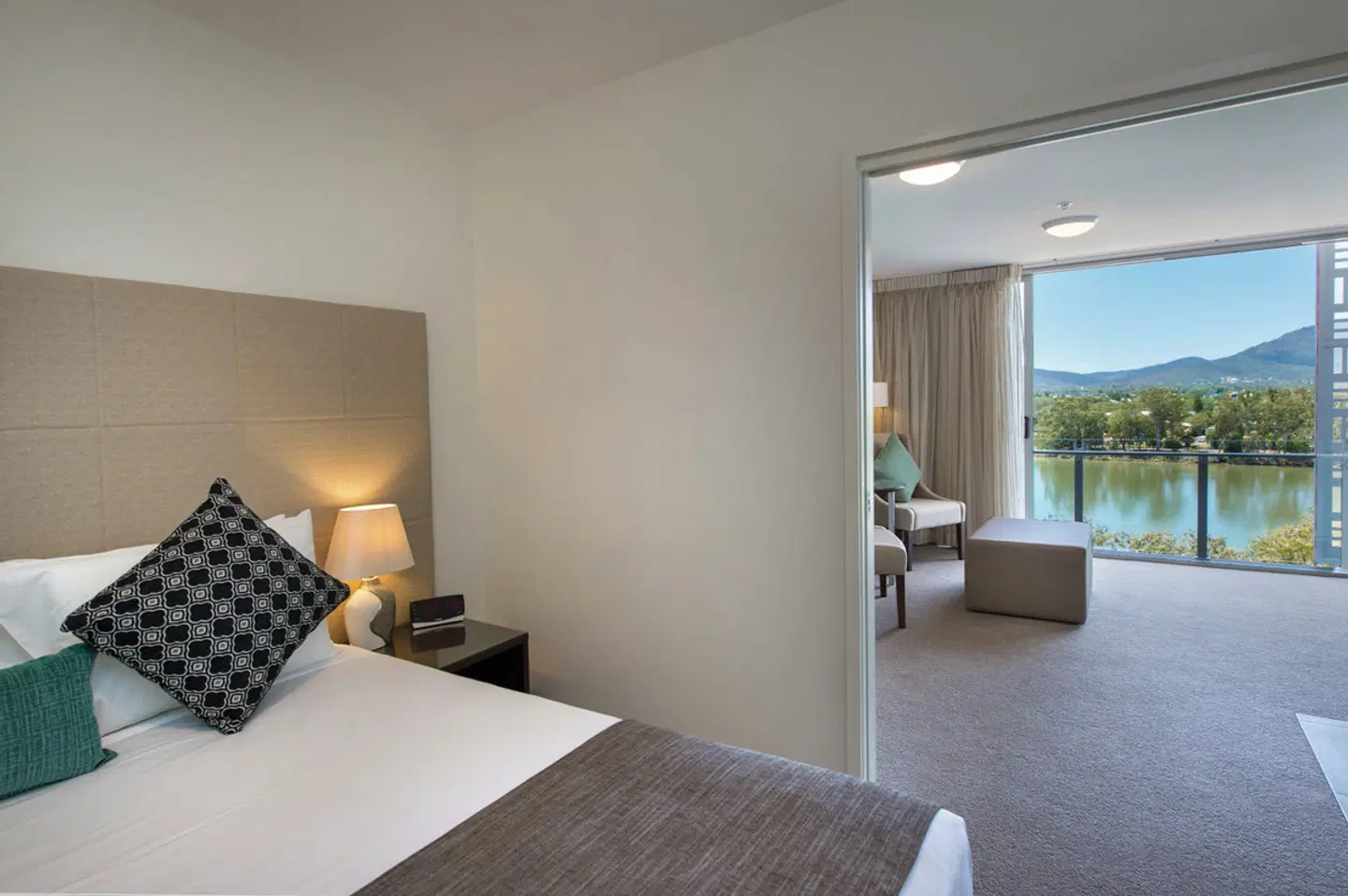 Empire Apartment Hotel ROOM_EXAMPLE