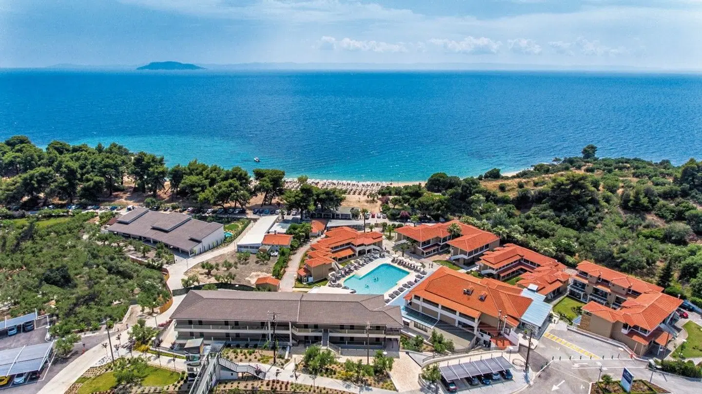 Lagomandra Beach Hotel EXTERIOR