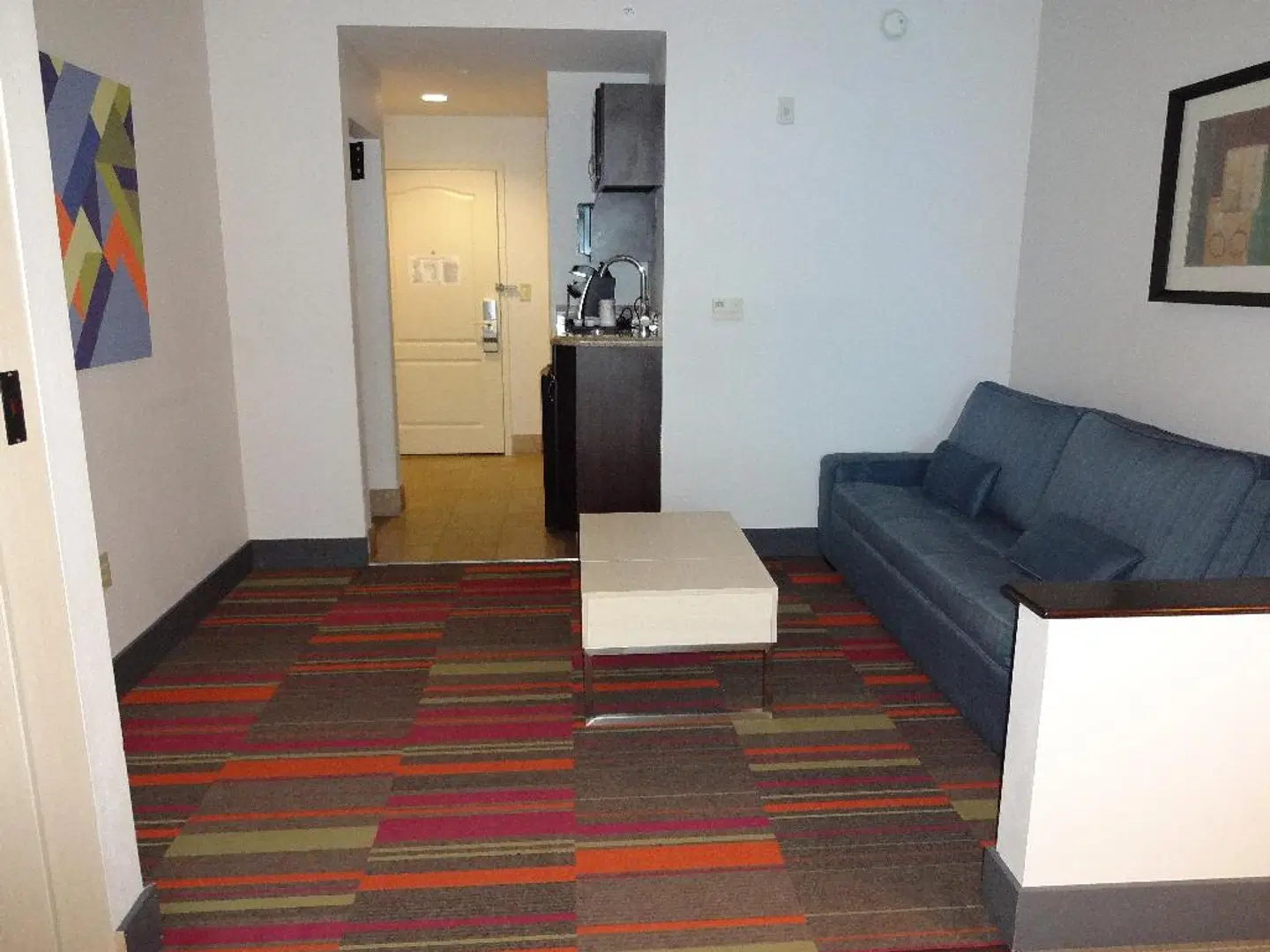 Holiday Inn Express & Suites Orlando - International Drive LOUNGE_LOBBY