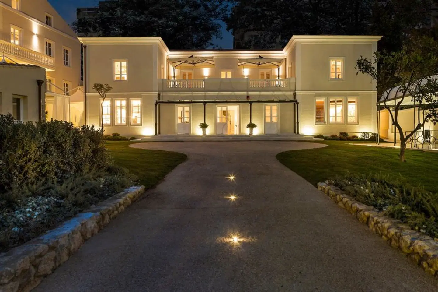Hotel Villa Fanny EXTERIOR
