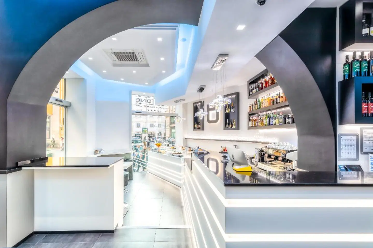 THE ONE BOUTIQUE HOTEL & SPA Bar