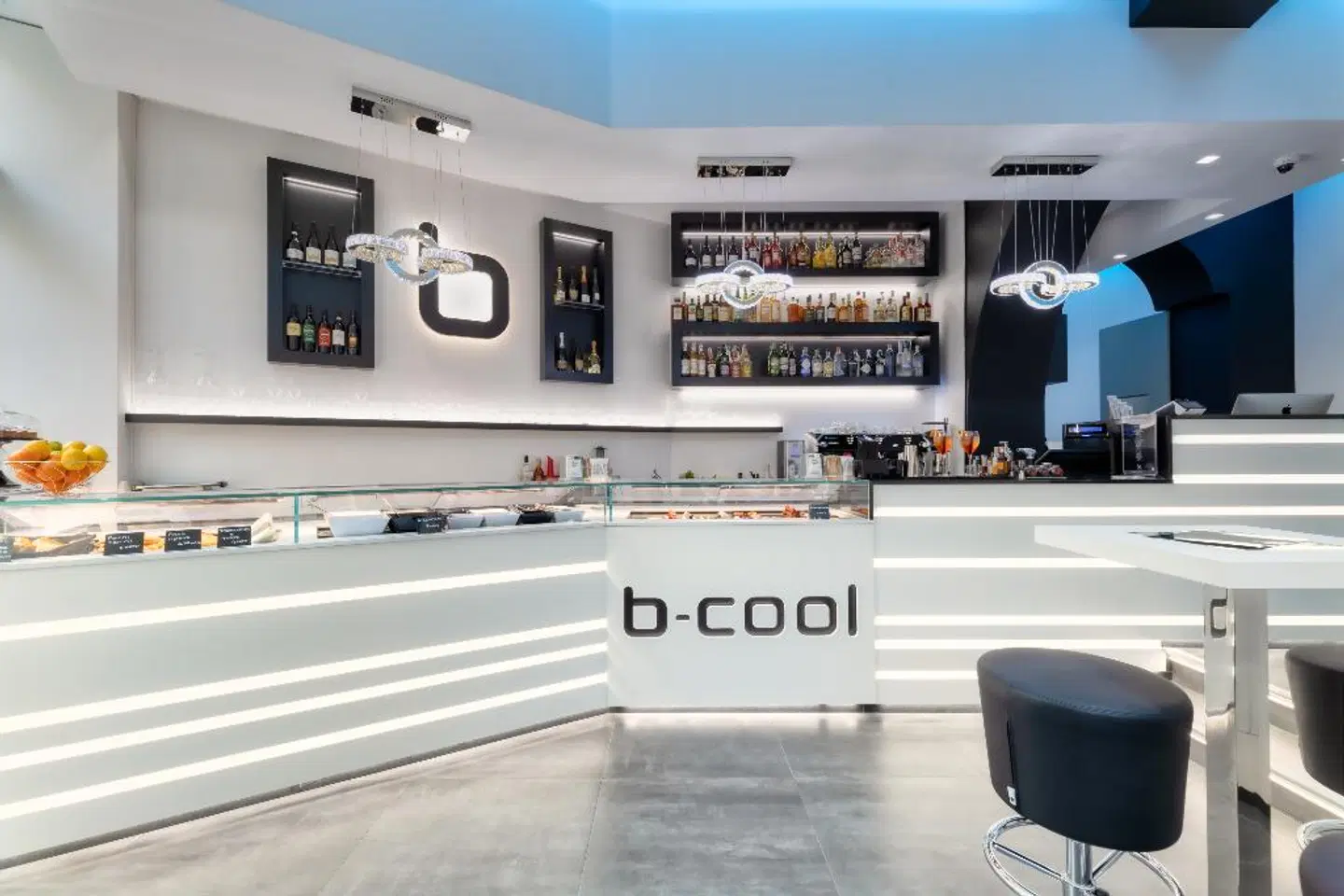 THE ONE BOUTIQUE HOTEL & SPA Bar