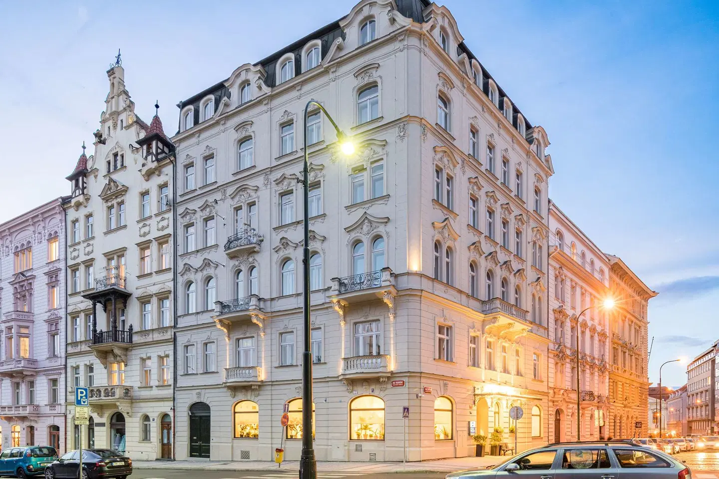 Best Western City Hotel Moran EXTERIOR
