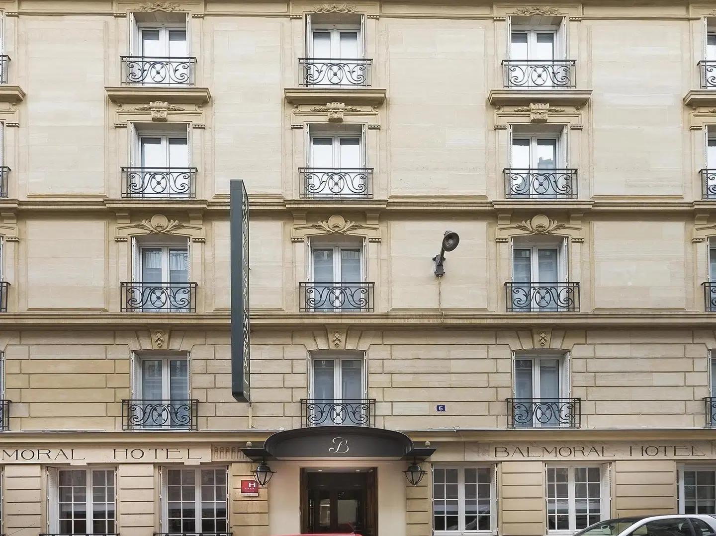 Balmoral EXTERIOR