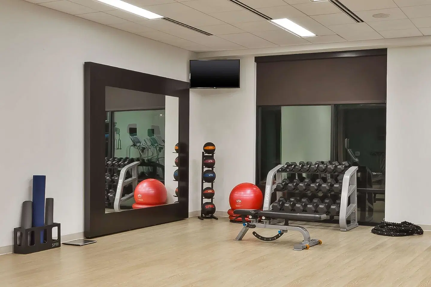 Homewood Suites by Hilton Pittsburgh Downtown SPORTS_AND_LEISURE
