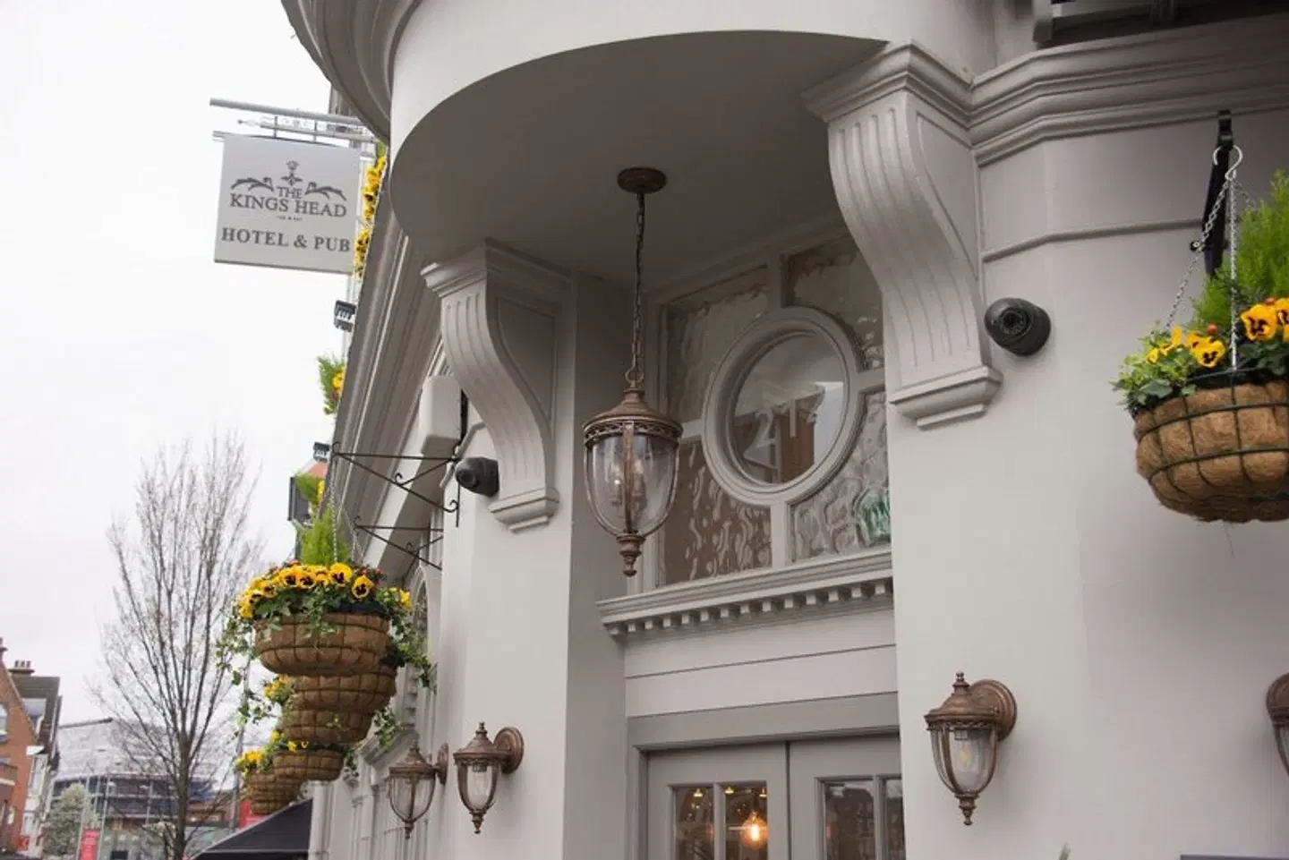 The Kings Head Hotel EXTERIOR