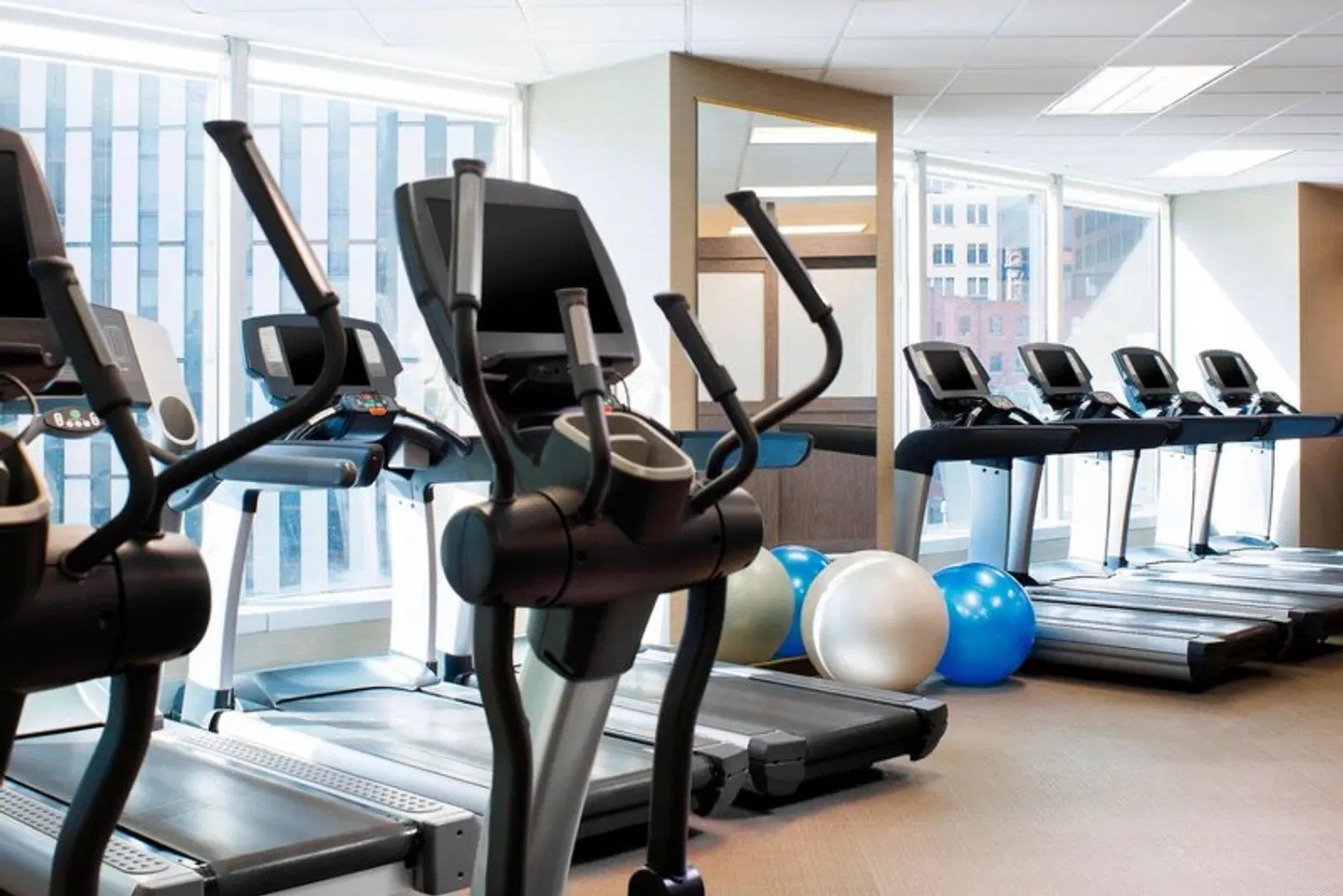 The Westin Pittsburgh SPORTS_AND_LEISURE