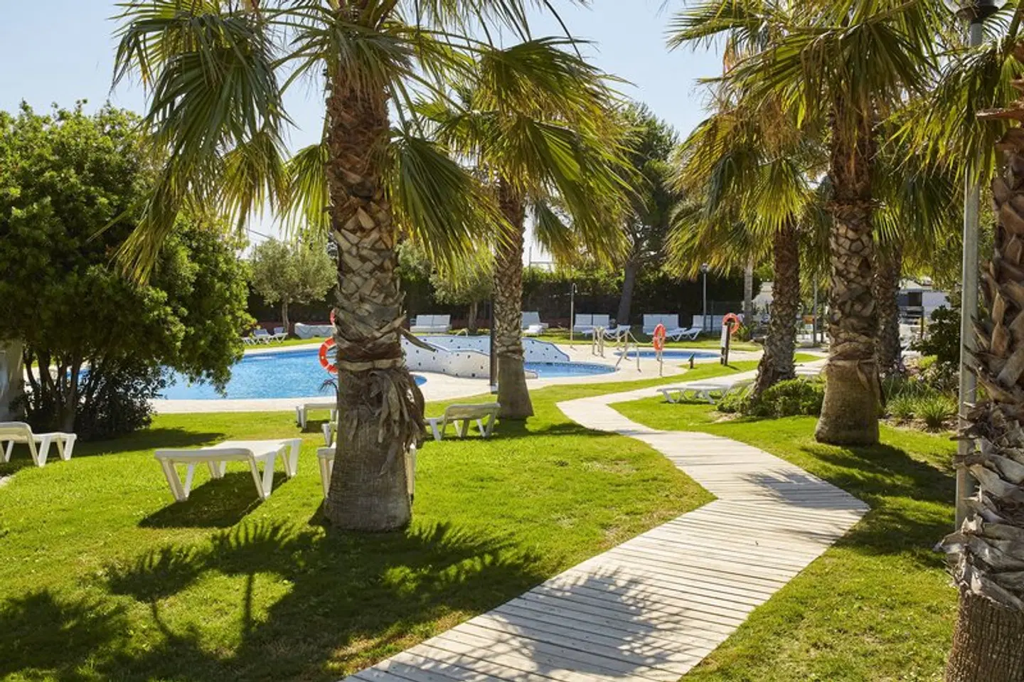 Alannia Costa Dorada Resort Garten