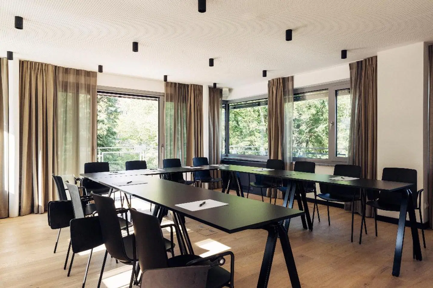 harry's home Berlin Moabit Konferenz