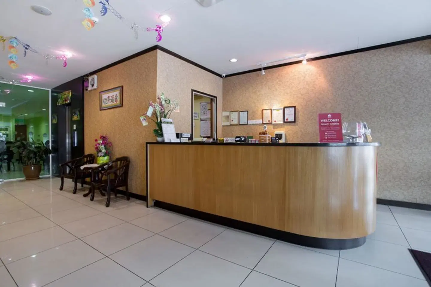 ZEN Rooms Twin Hotel LOUNGE_LOBBY