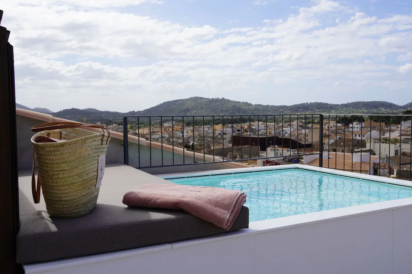 Rural Juz de Yartan Art OUTDOOR_POOL