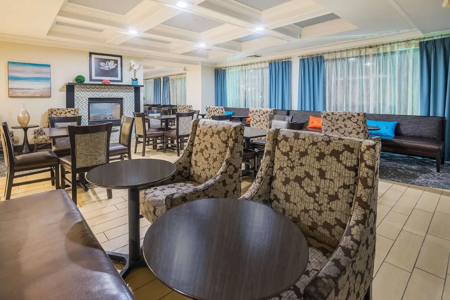 Hampton Inn Plymouth Meeting LOUNGE_LOBBY