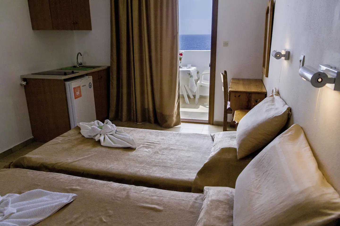Krinos ROOM_EXAMPLE