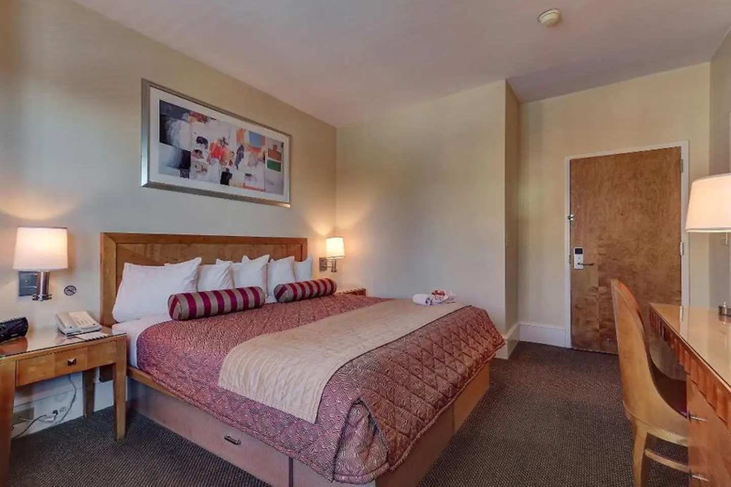 Alexander Inn ROOM_EXAMPLE