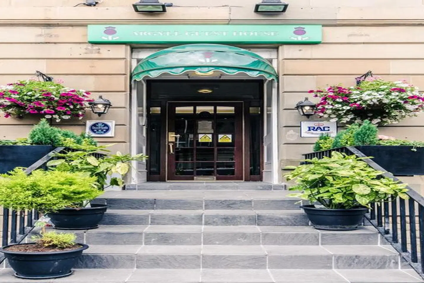 Argyll Guest House EXTERIOR