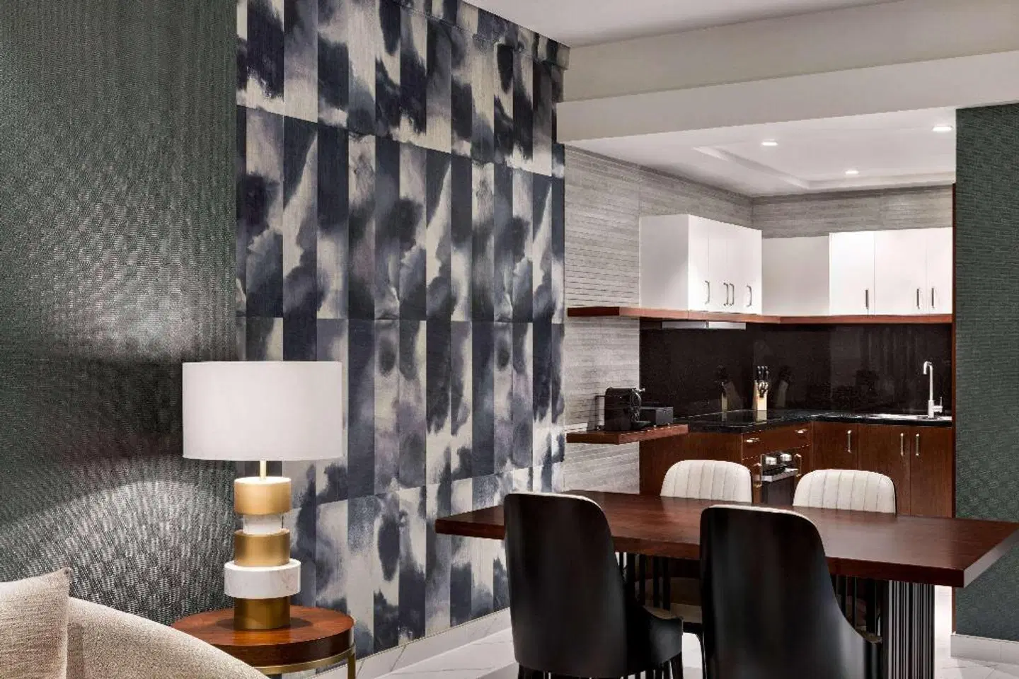 Wyndham Grand Doha West Bay Beach Restaurant