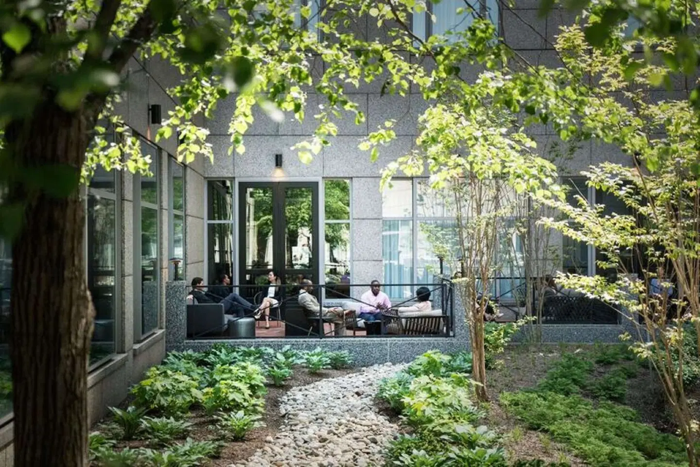 The Logan Philadelphia, Curio Collection by Hilton EXTERIOR