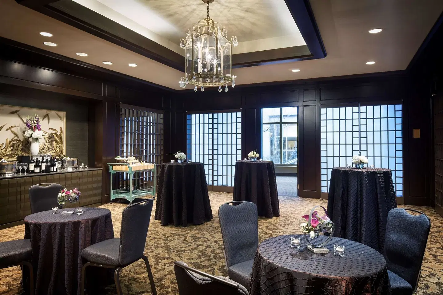 The Logan Philadelphia, Curio Collection by Hilton LOUNGE_LOBBY