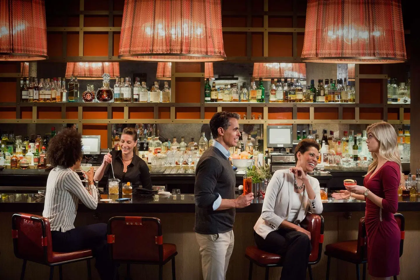 The Logan Philadelphia, Curio Collection by Hilton Bar