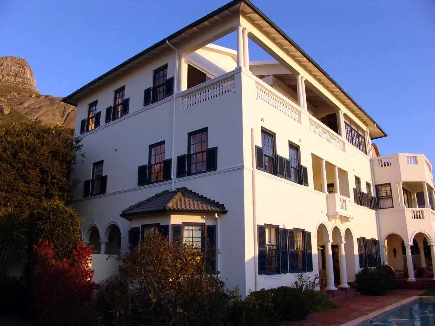 The Walden Suites EXTERIOR