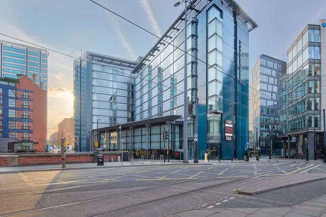DoubleTree by Hilton Hotel Manchester - Piccadilly EXTERIOR