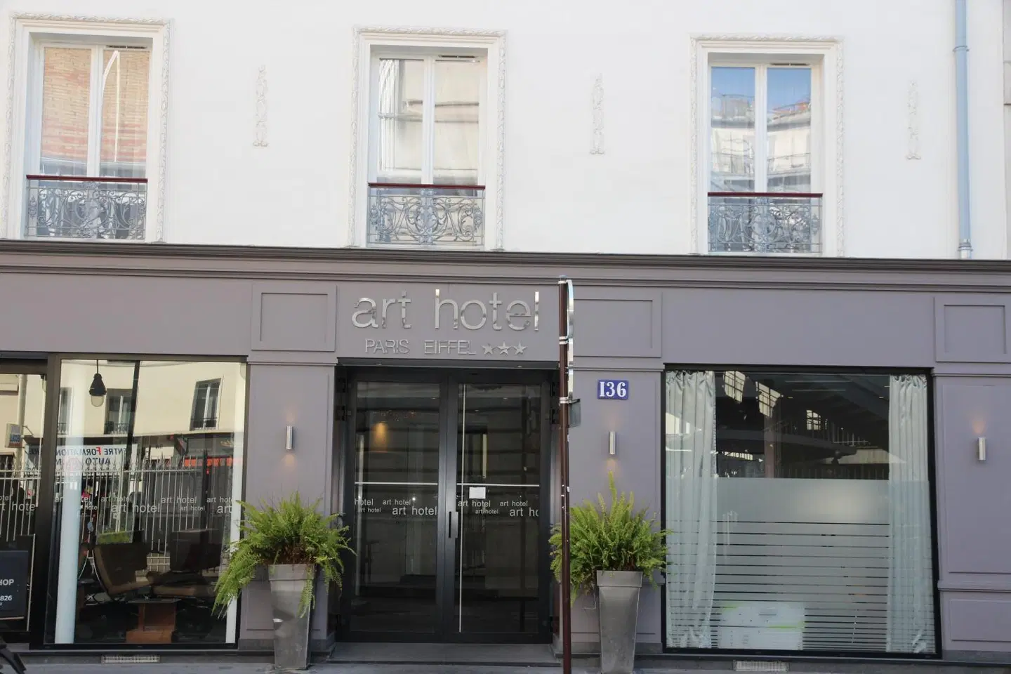 Art Hotel Eiffel EXTERIOR