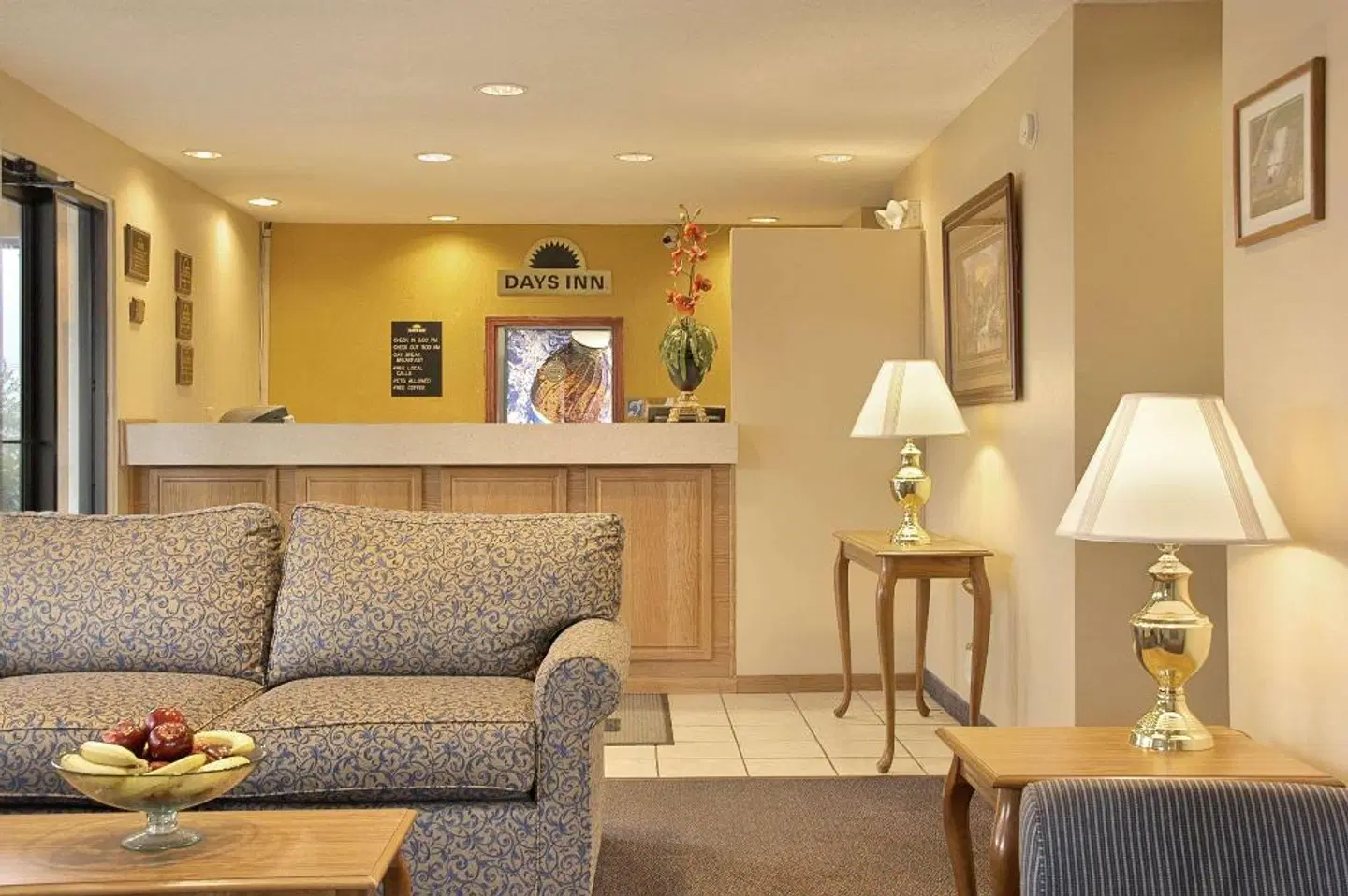 Days Inn by Wyndham Plainfield LOUNGE_LOBBY