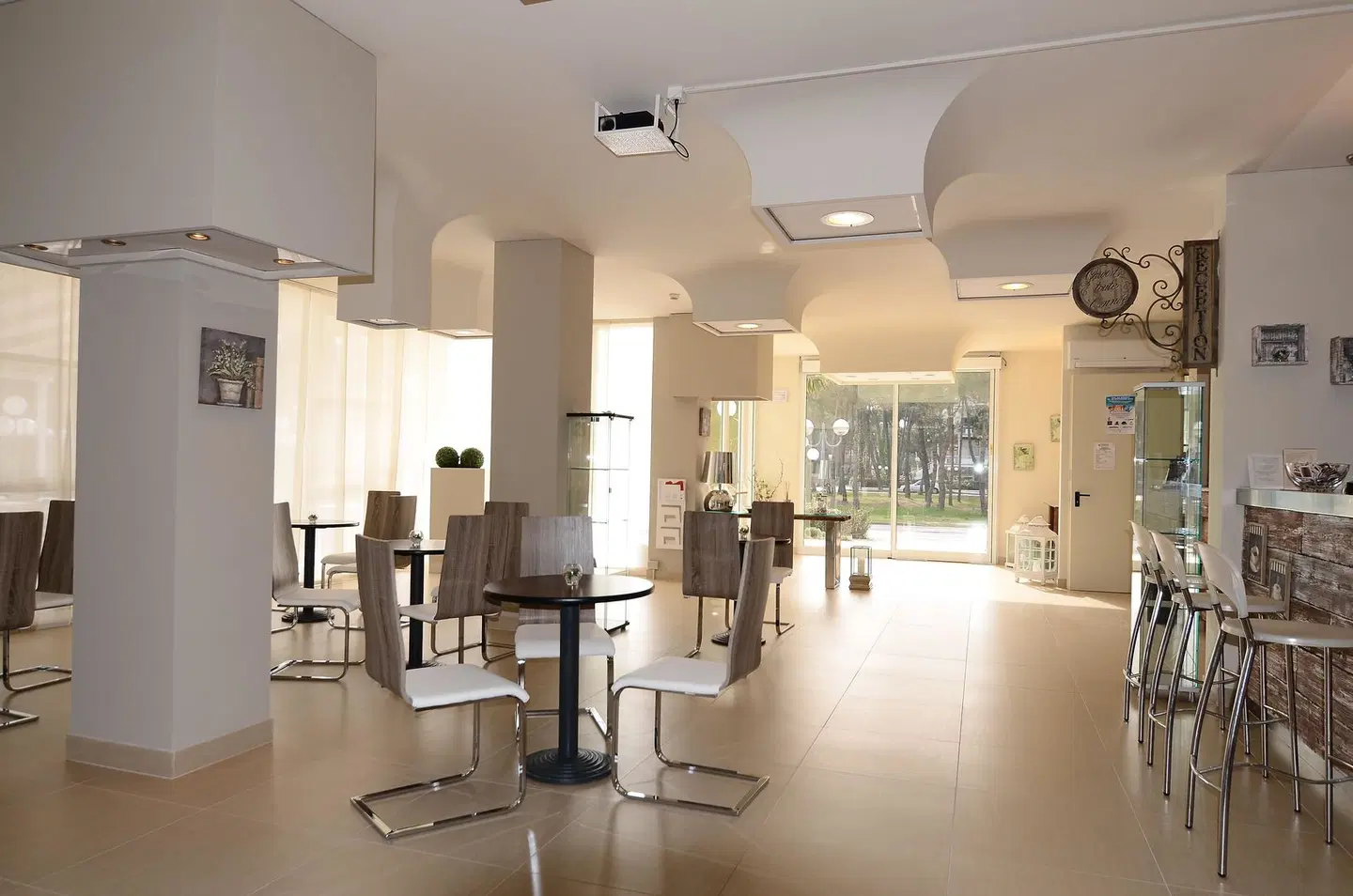 Mirage LOUNGE_LOBBY