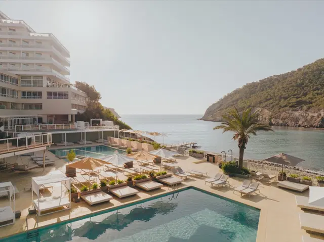 Mondrian Ibiza OUTDOOR_POOL