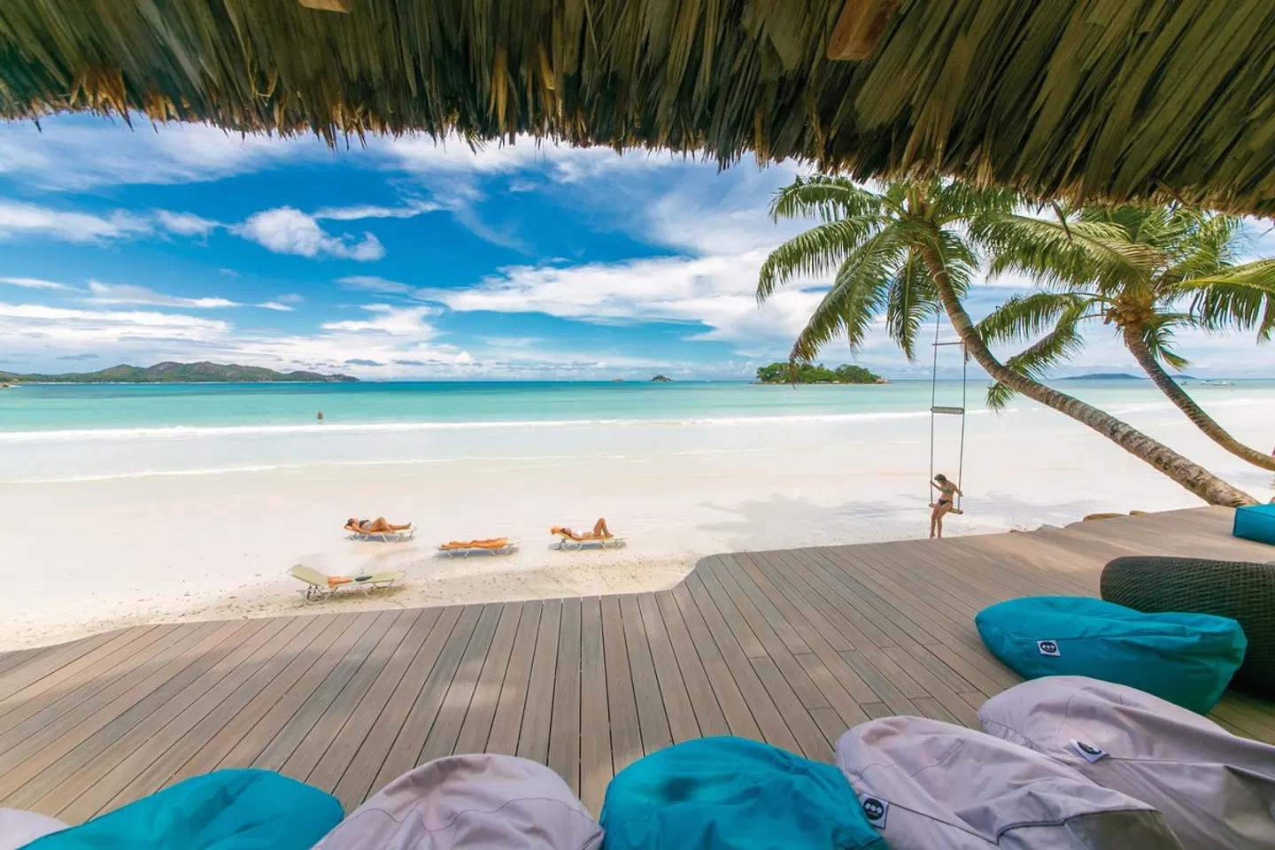 Le Duc de Praslin BEACH
