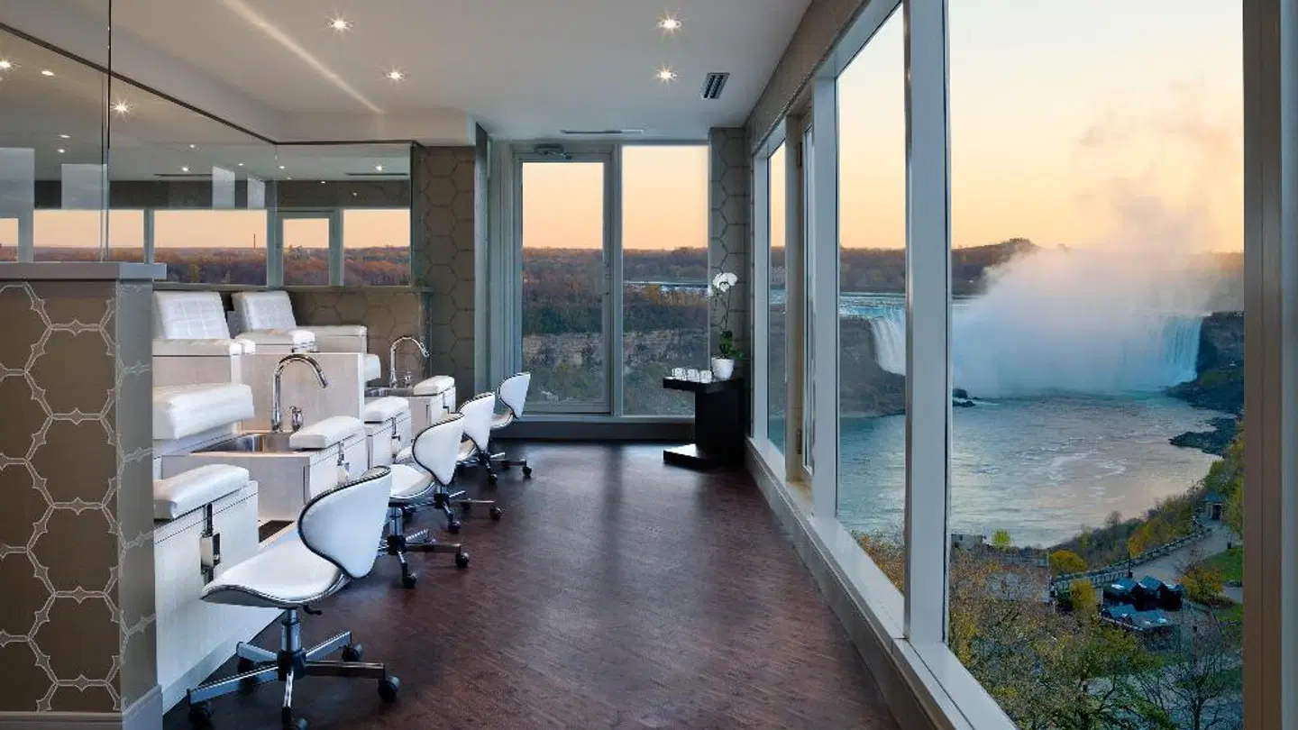 The BROCK Niagara Falls - Fallsview Tapestry Collection by Hilton Konferenz