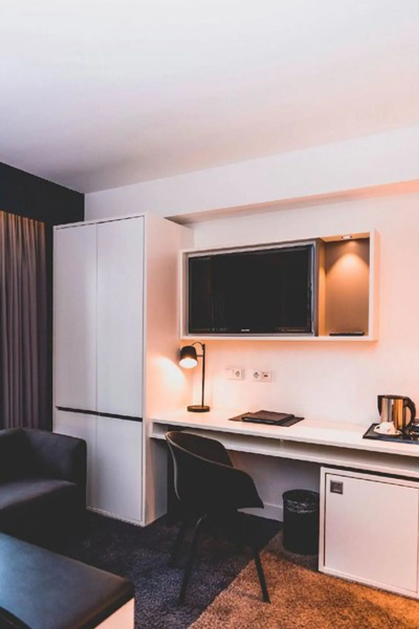 Bliss ROOM_EXAMPLE
