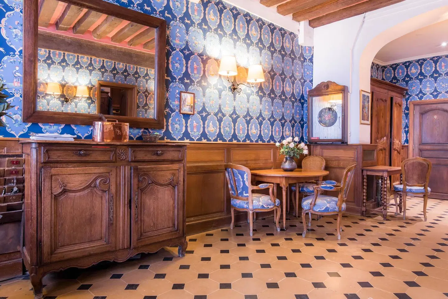 du Lys LOUNGE_LOBBY