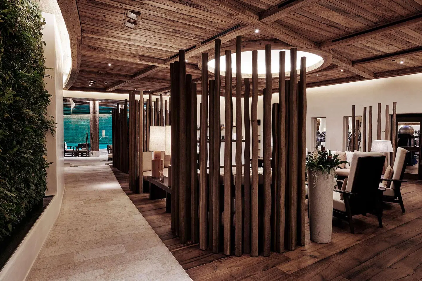 The Alpina LOUNGE_LOBBY