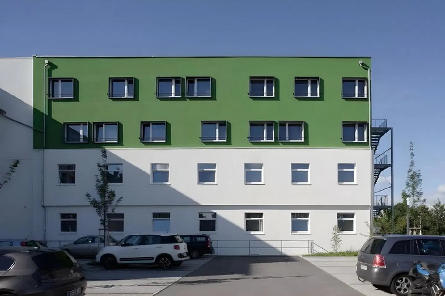 mk stuttgart EXTERIOR