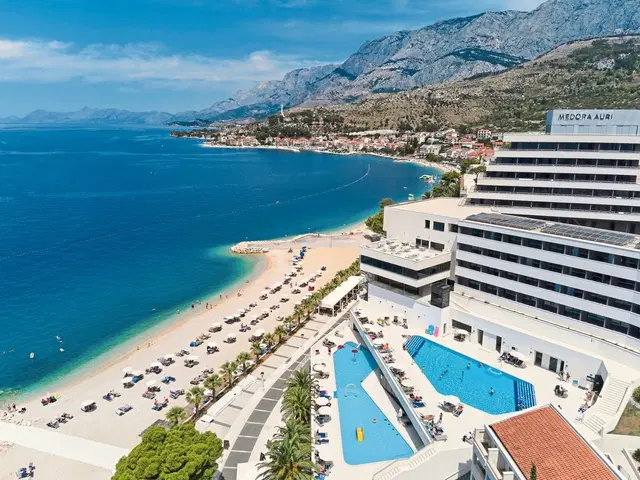 Medora Auri Family Beach Resort OUTDOOR_POOL