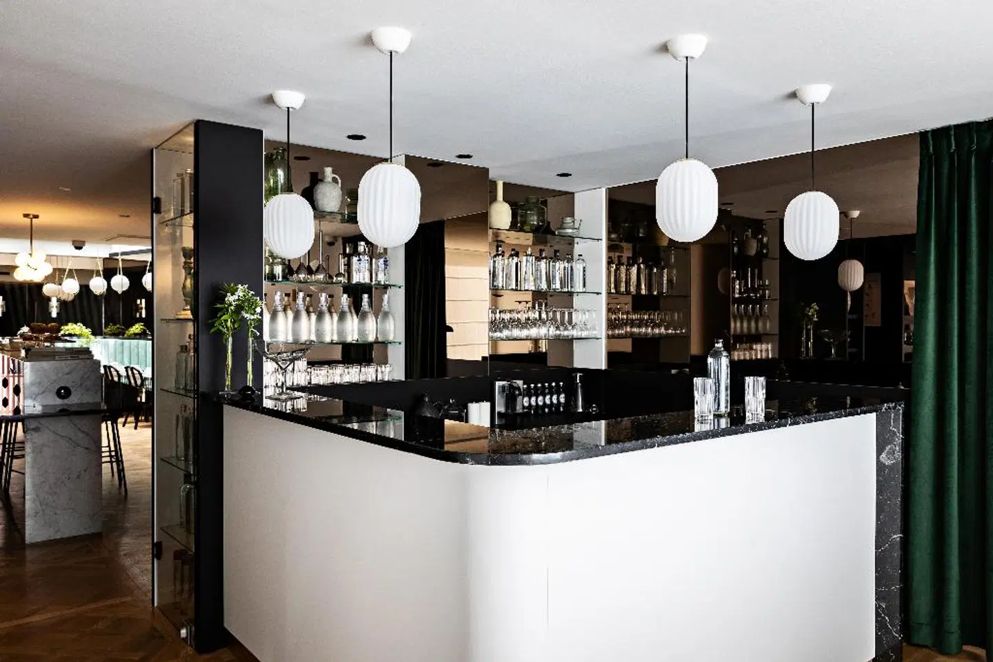 Holiday Inn Paris Elysées Bar