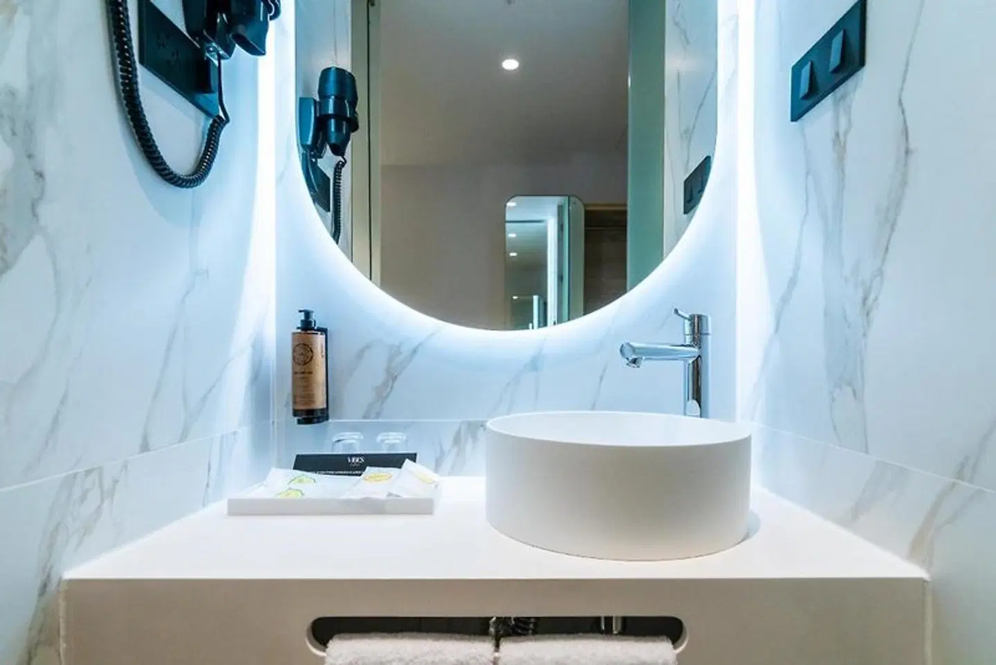 Hotel Málaga Vibes Badezimmer