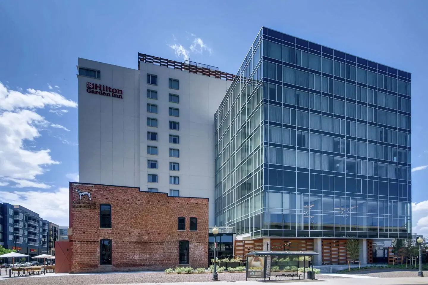 Hilton Garden Inn Denver Union Station EXTERIOR