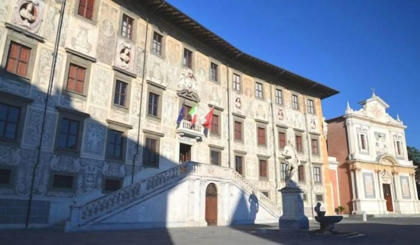 Villa Tower Inn EXTERIOR